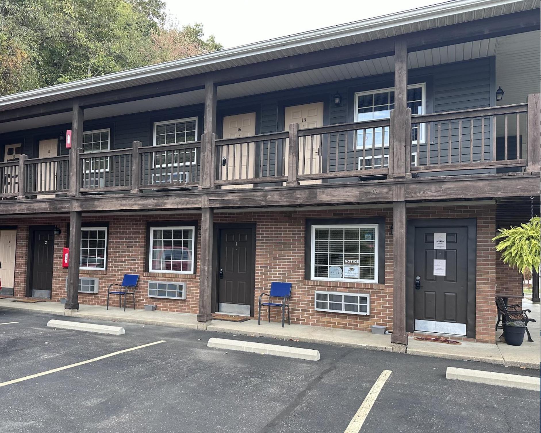 The Roscoe Boutique Motel Coshocton Zewnętrze zdjęcie